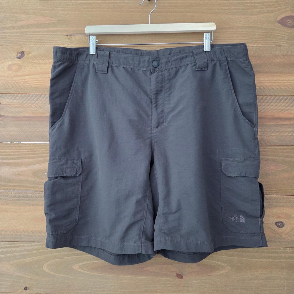 The North Face Cargo Shorts Gray Nylon Hiking Outdoor Mens XL